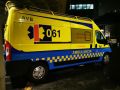 Una ambulancia medicalizada con el equipo sanitario del PAC de Ribeira trasladó al herido al hospital comarcal | Chechu Río