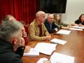 El alcalde, Gonzalo Durán, y parque de su ejecutivo, durante una sesión plenaria |