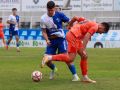 Diego Abal corta el avanza de un jugador del Silva durante el partido