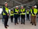 Un momento de la visita a las obras del antiguo colegio O Cruceiro