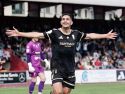 Antón Guisande fue el protagonista del duelo con sus dos goles