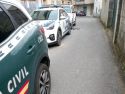 El dispositivo movilizado a causa del incendio en un piso de la Rúa Carlos Montenegro incluyó a patrulla de la Guiardia Civil y de Policía Local, así como a la agrupación de voluntarios de Protección Civil de A Pobra