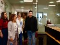 La conselleira, marta Villaverde, visitó hoy la sede del Pósito cambadés