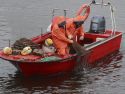 Valeiros capturando lamprea en el río Ulla, en Pontecesures