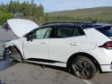 Un Kia Sportage se salió de la vía en la carretera AC-302 y tras volcar se detuvo en medio de la calzada en el lugar de A Tomada