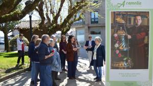 Las autoridades y asistentes recorrieron la exposición tras el protocolario acto de inauguración