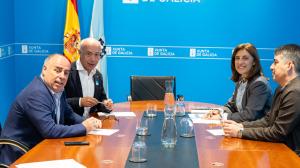 La conselleira, reunida con el regidor y el teniente de alcalde