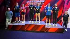 Nadiuska Ouviña en lo más alto del podio