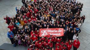 Alcaldes, concejales, asociaciones vecinales y culturales, entidades, clubs deportivos y ciudadanos de a pie quisieron estar en la instantánea de Diario de Arousa por sus 25 años 