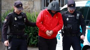 Uno de los cinco detenidos que pasaron esta mañana a disposición judicial en el tribunal de Caldas