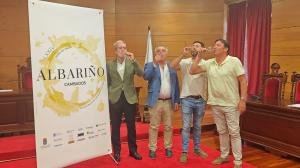 Autoridades municipales y del Consello Regulador de la Denominación de Orixe Rías Baixas