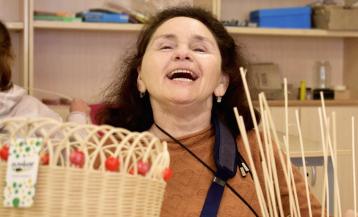 Ambar dará mayor promoción a los artículos elaborados en sus talleres, como el de cestería