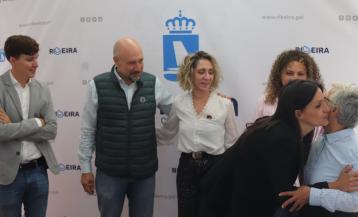 Tania Redondo estuvo respaldada por Furones y ediles del BNG