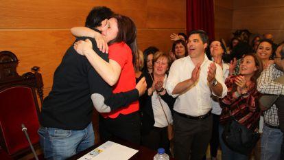 Fátima Abal es elegida alcaldesa de Cambados. Emilio Moldes