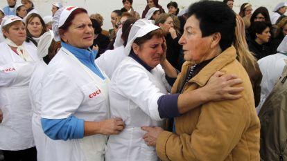 Emotiva protesta contra el cierre de cuca en Vilaxoán. Gonzalo Salgado