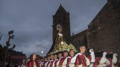 Procesión Viernes de Dolores en Fisterra @Darío Gómez (10)