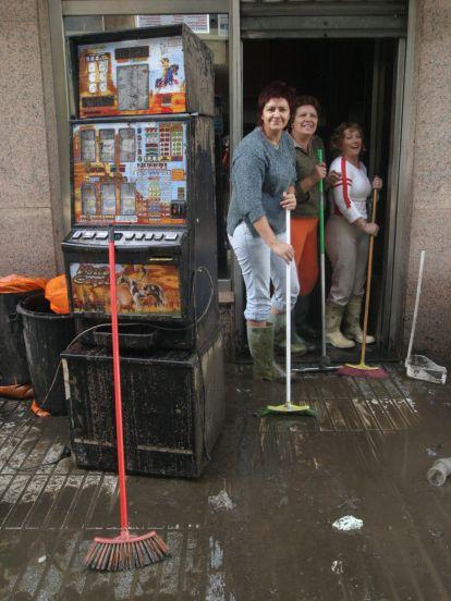 Vilagarcía sufre las peores inundaciones de su historia. Mónica Ferreirós