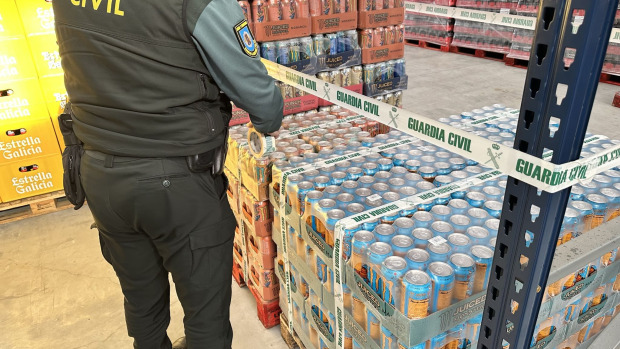 Imagen de las bebidas energéticas intervenidas por la Guardia Civil