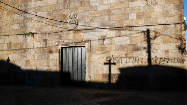 Imagen de la leyenda que se descubrió en una fachada a primera hora del sábado