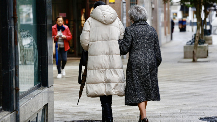 Los municipios arousanos, cada vez más envejecidos, ven su crecimiento demográfico ralentizado