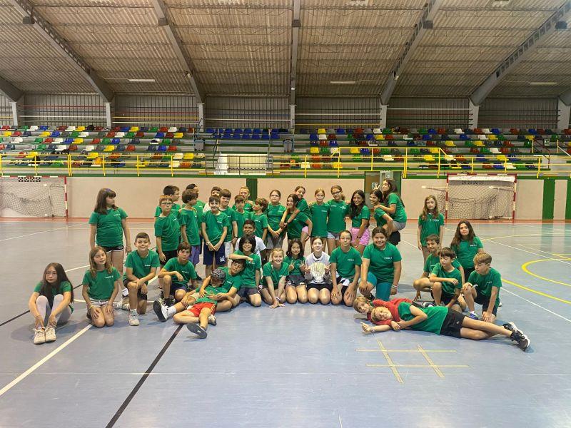 Campamento deportivo o grove