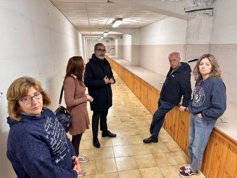 Visita planta alta plaza de abastos Vilanova, Manuel Heredia, Gonzalo Duru00e1n