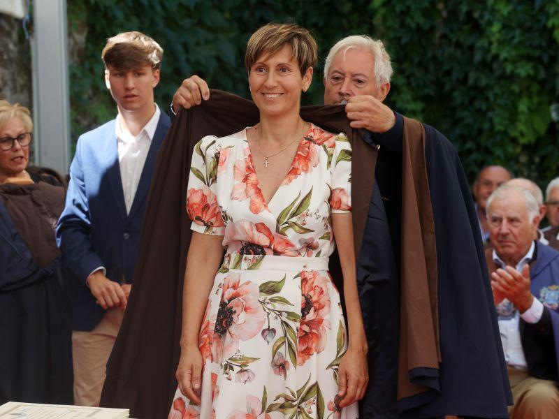 Ana Rodríguez Carril dona albarioñ