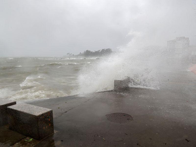 Temporal karlotta mar fuerte oleaje a illa