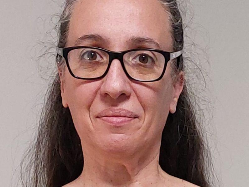 Ana Vazquez investigadora lapidas cementerios gallego Ribadumia