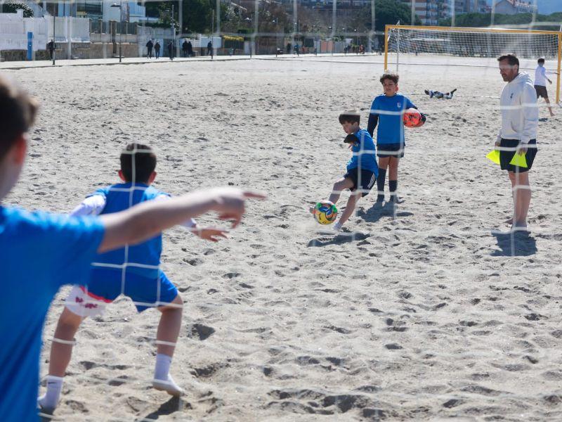 Fu00fatbol playa A Compostela