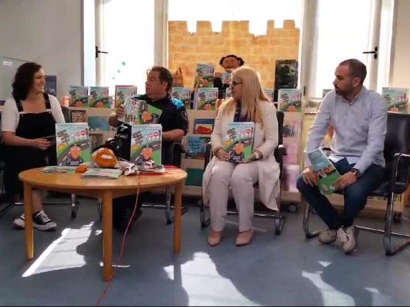 Presentacion libro poli paco