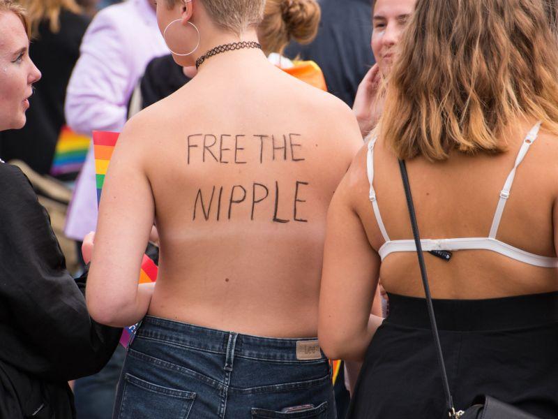 Free the nipple (28542545130)