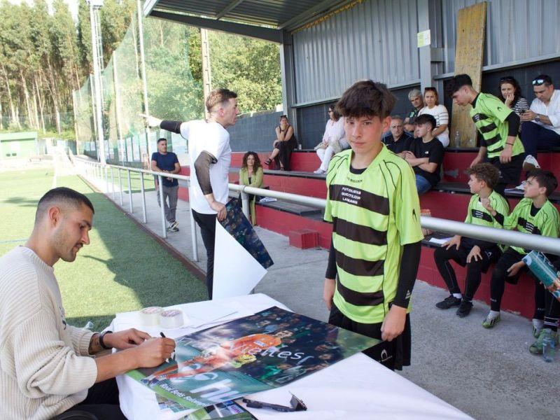 Vietes firmando