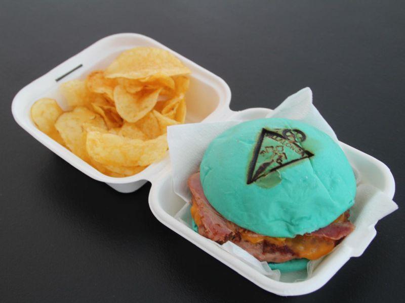 Hamburguesa celeste