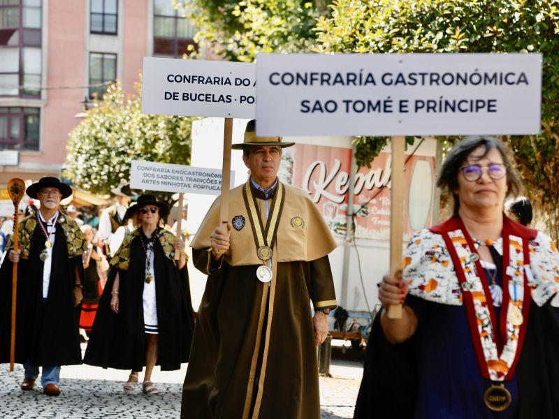 Desfile cofradu00edas capu00edtulo albariu00f1o cambados