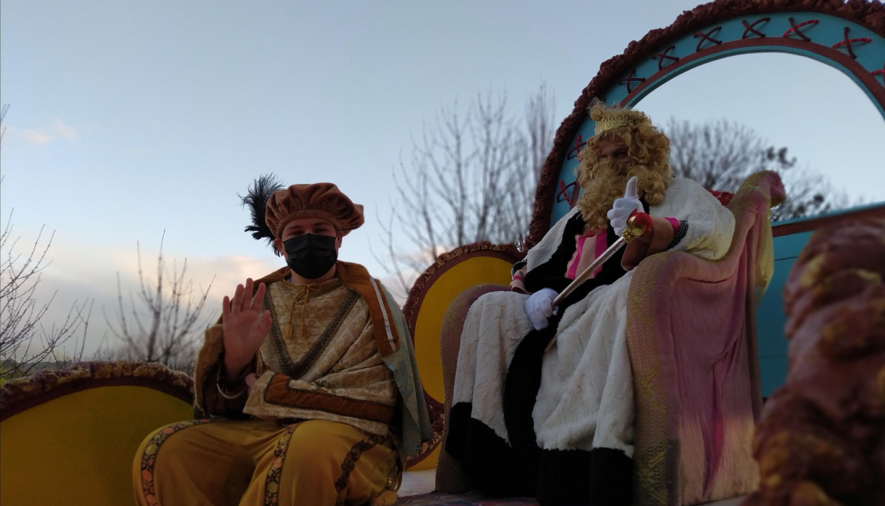 La carroza de Gaspar es una de las ocho que integrarán la Cabalgata de Reyes de Boiro