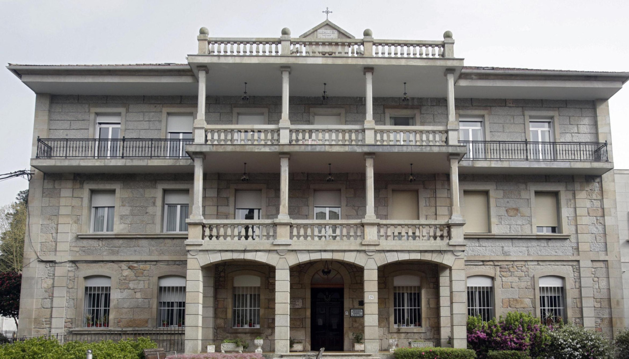 Asilo Hermanitas Ancianos Desamparados en Caldas de Reis