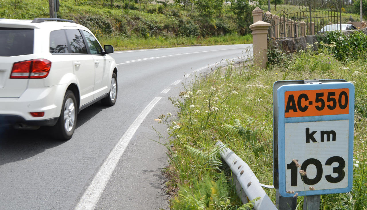 La Axencia Galega de Infraestruturas está analizando las medidas a adoptar para mejorar la seguridad vial en las popularmente conocidas como 'Curvas da Chabola'