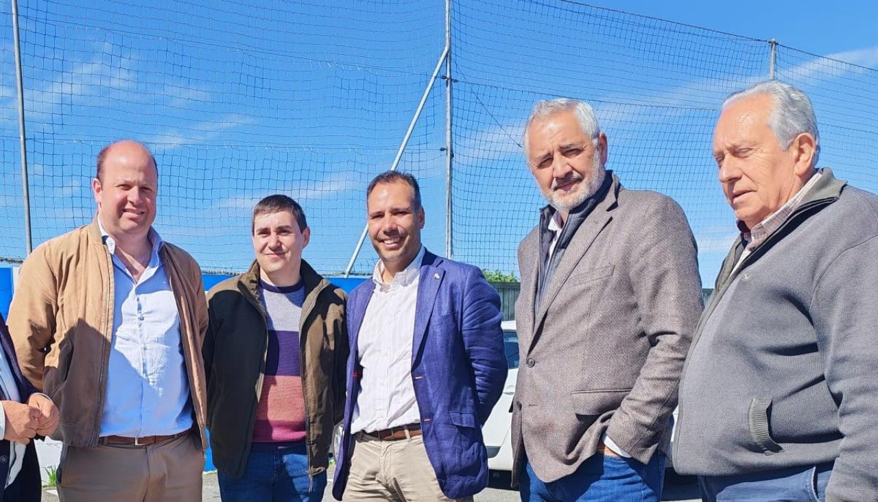 Representantes provinciales y miembros de la Corporación Municipal visitaron esta mañana el entorno de As Corticeiras