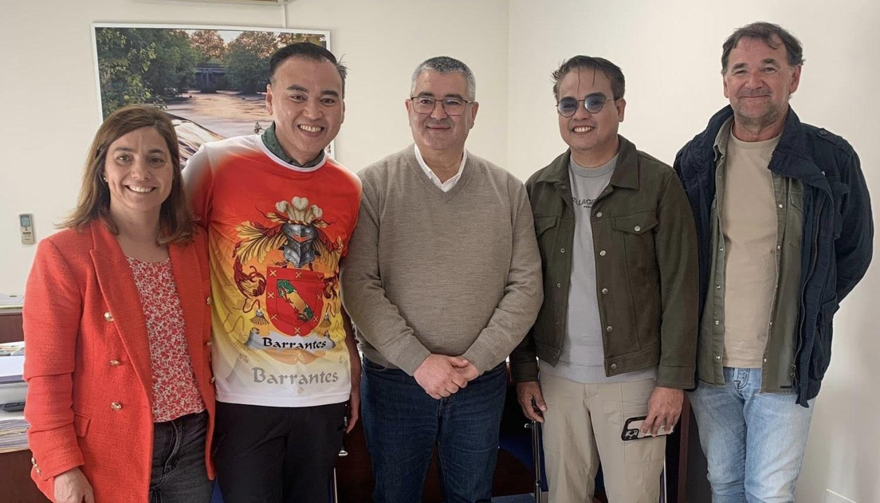 Un momento de la recepción, con presencia del alcalde, David Castro