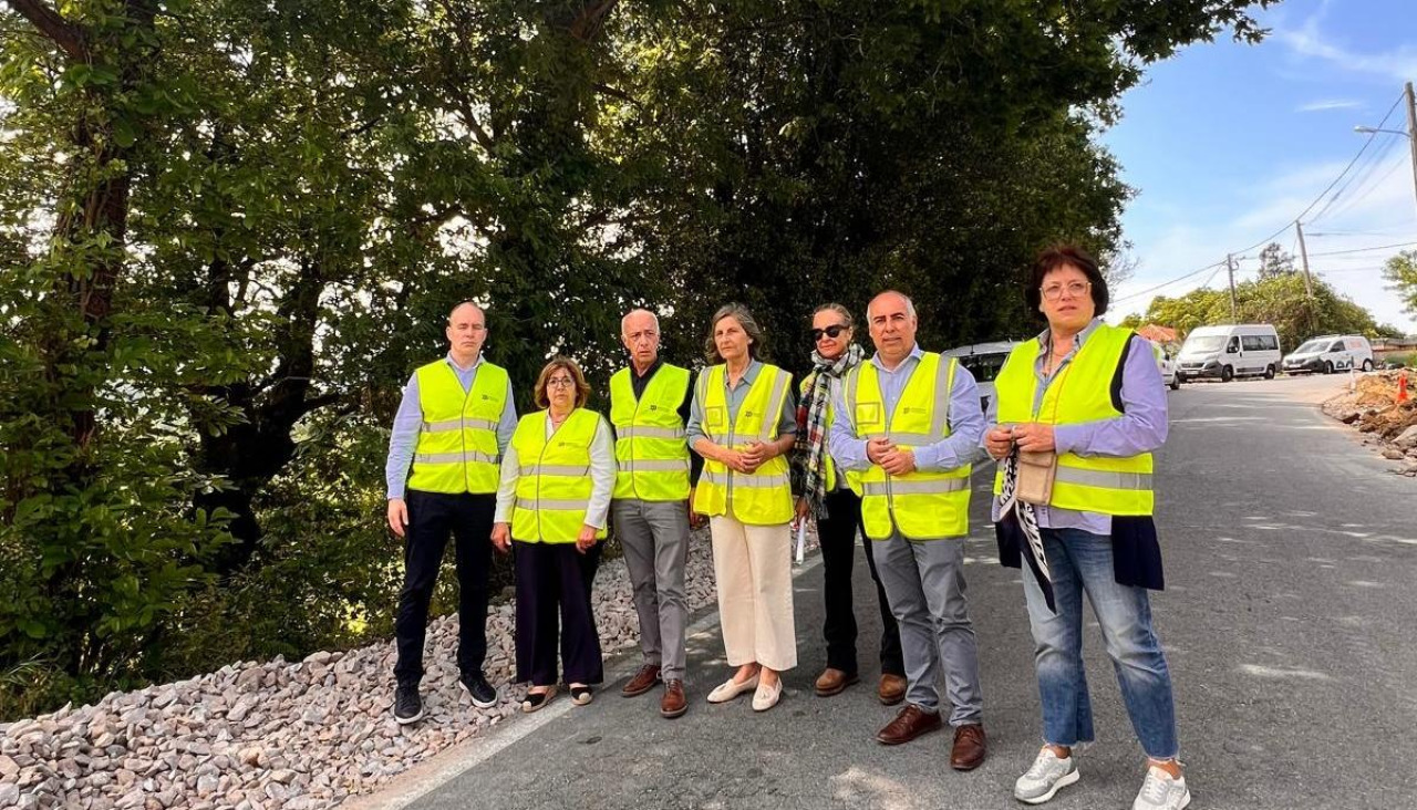 Las autoridades en una visita al vial provincial