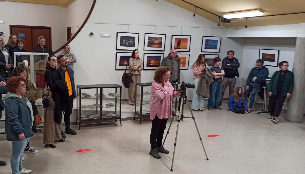 Inauguración de una exposición organizada por el CMDC Breogán
