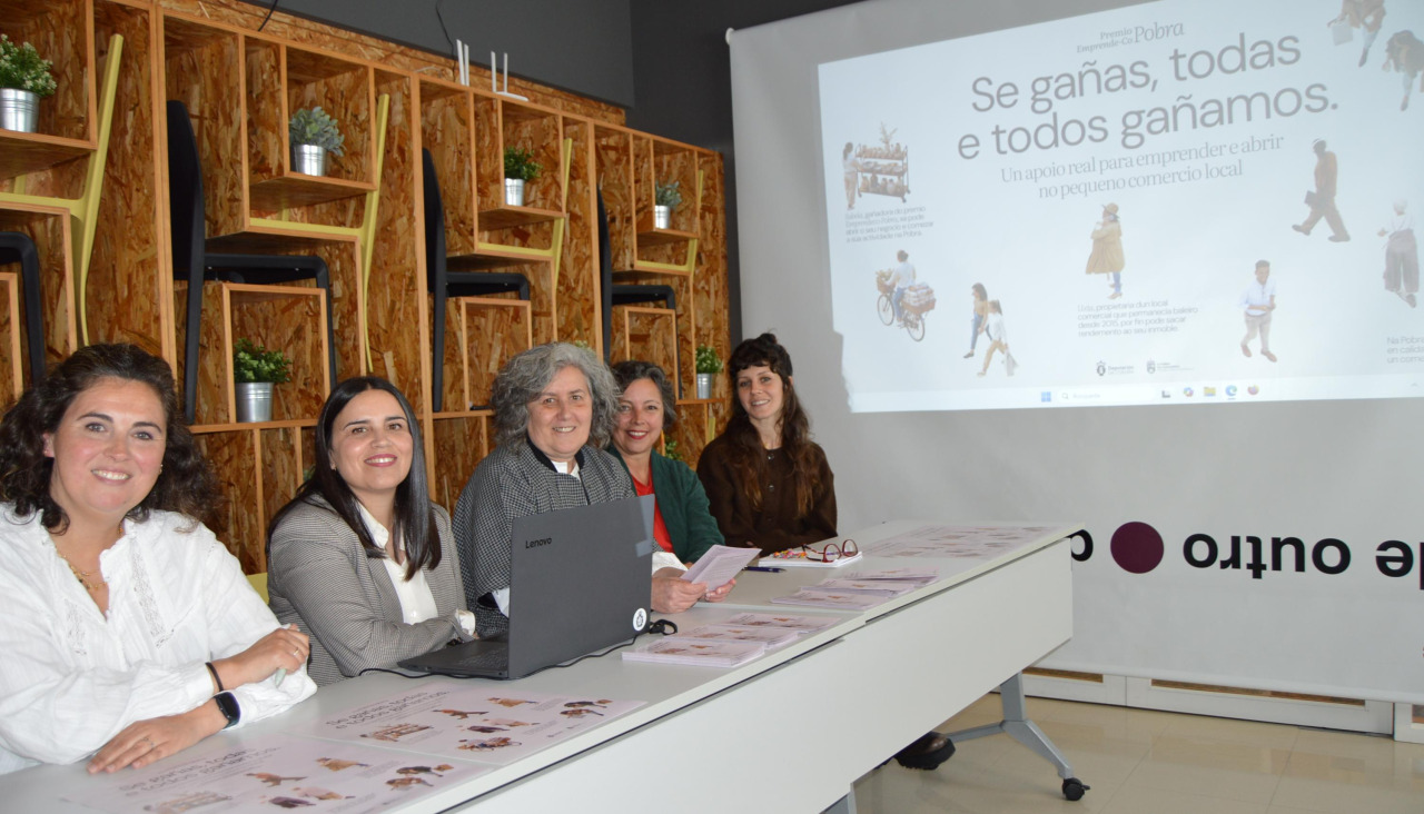 Marta Rodríguez, Sara Sánchez, Amparo Cerecedo, Fátima Rodríguez y Paila Sight se encargaron del lanzamiento del programa 'Emprendeco-Pobra’