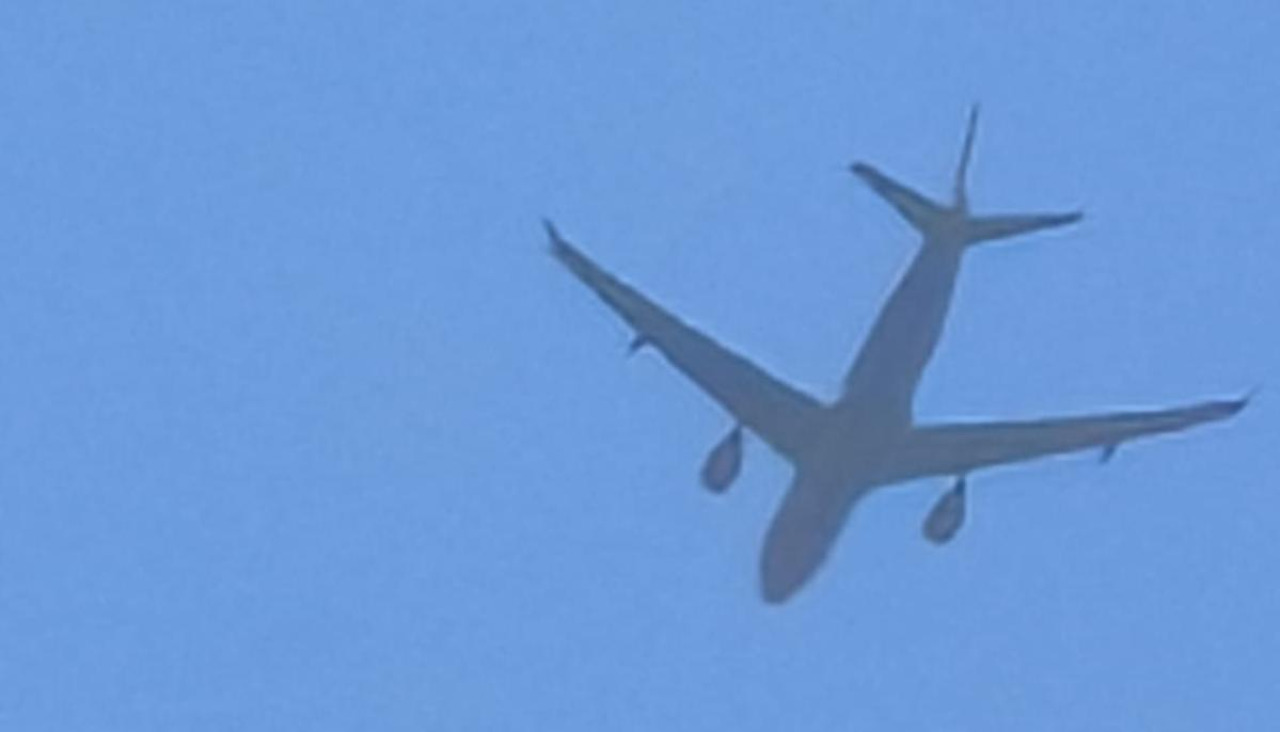 Dos aeronaves del Ejército del Aire sobrevolaron el espacio aéreo de Ribeira