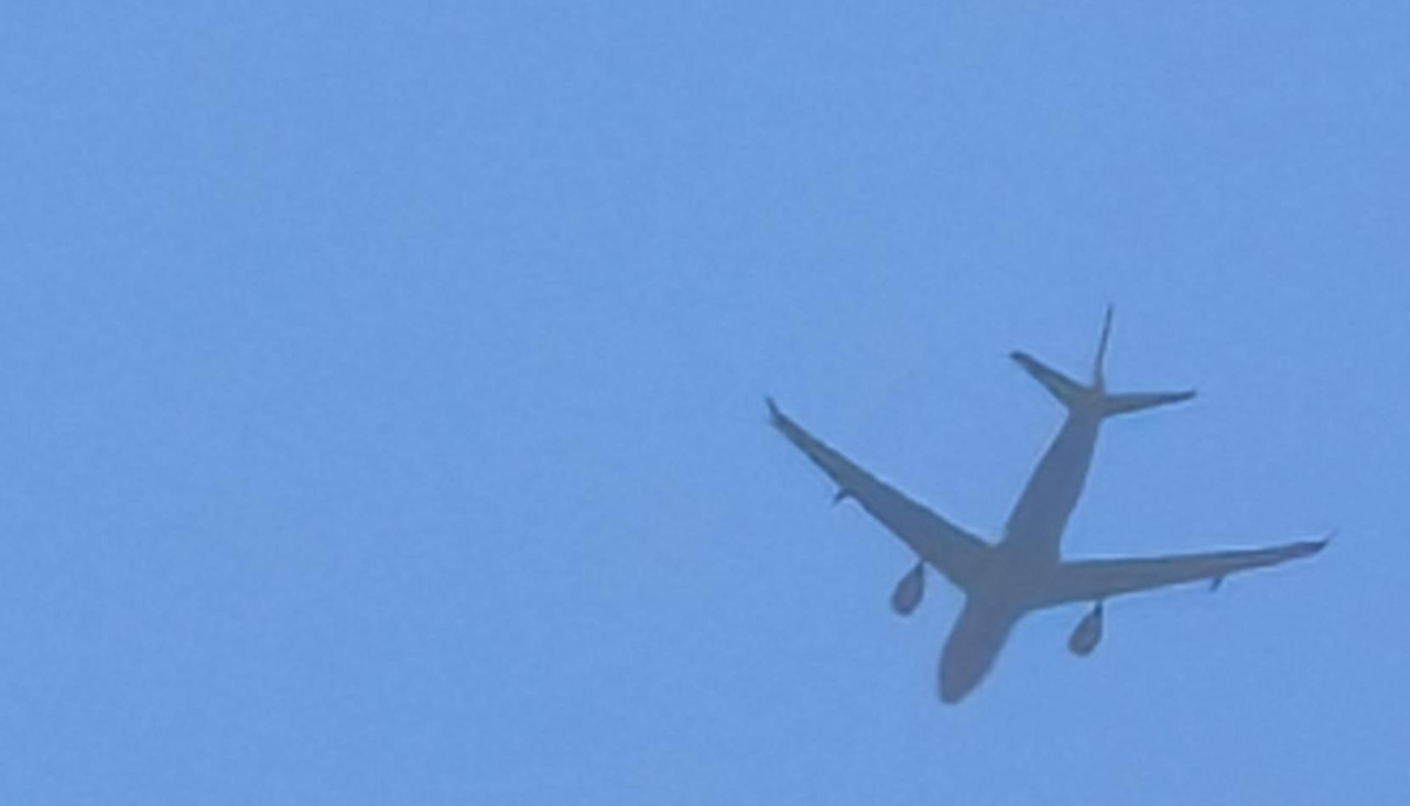 Dos aeronaves del Ejército del Aire sobrevolaron el espacio aéreo de Ribeira