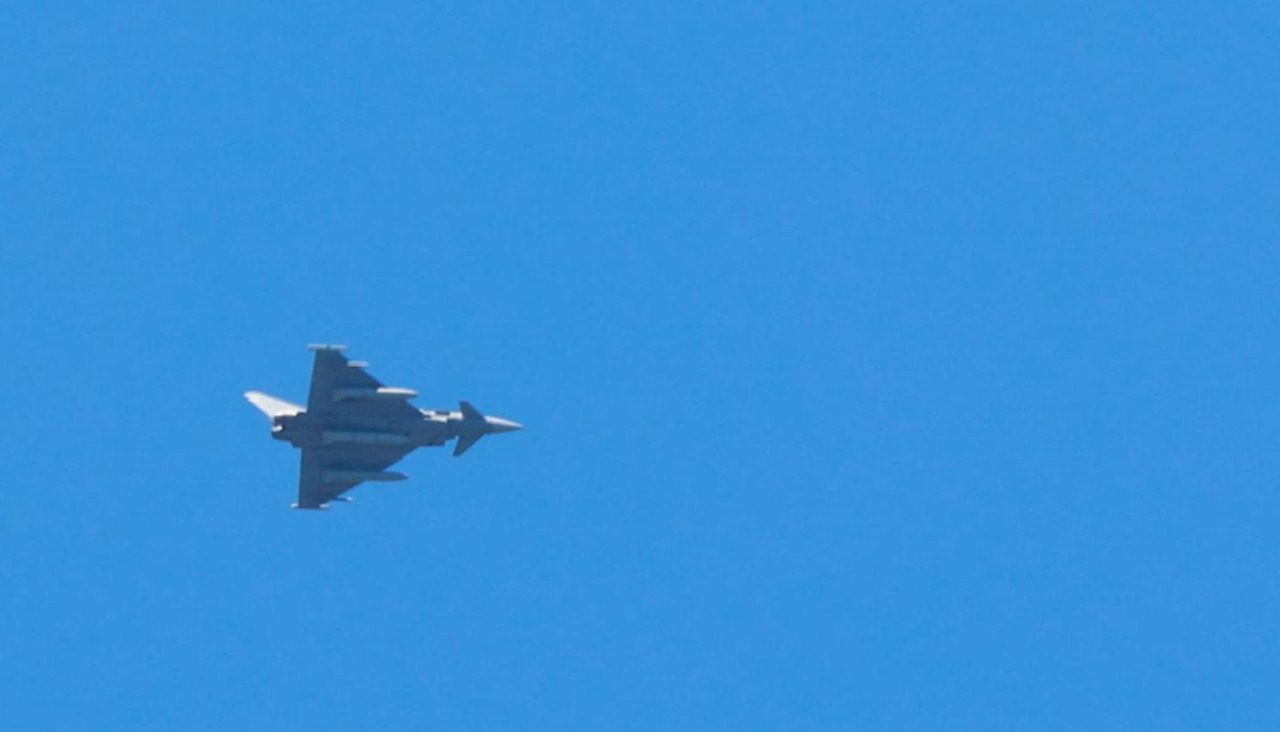 Imagen de aeronnaves del Ejército del Aire que sobrevoló el espacio aéreo de la Ría de Arousa