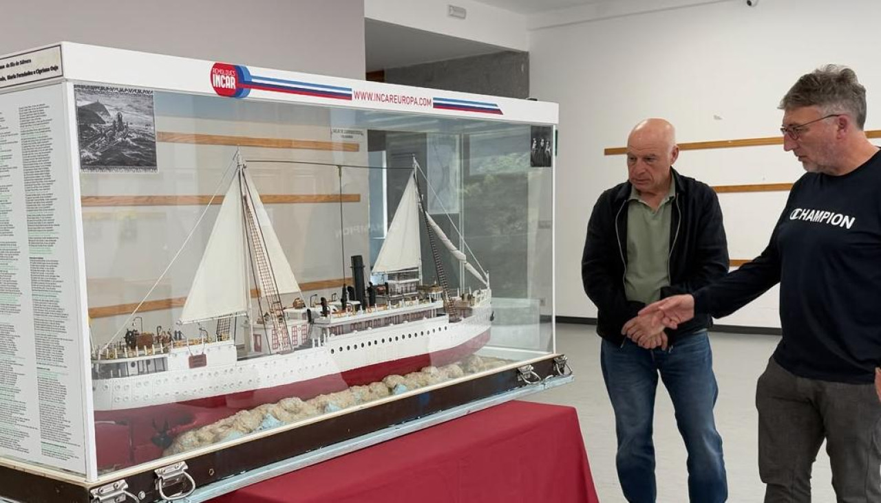 La maqueta del navío que naufragó en 1921 frente a la Illa de Sálvora