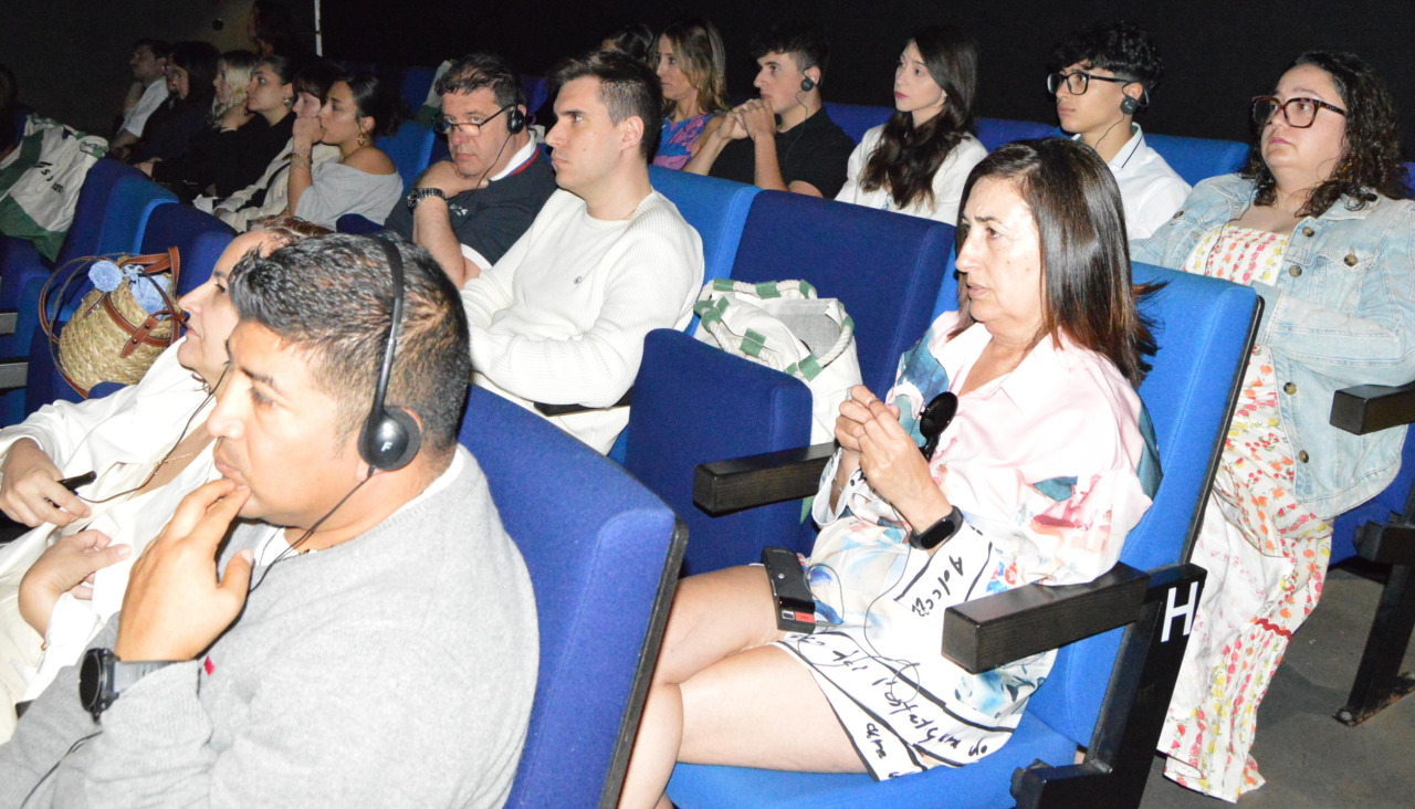 Un centenar de profesionales del área de la Odontología asisten a XX Simposio Internacional de A Pobra