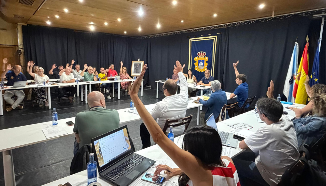 El primer suplemento de crédito de este año contó con el voto favorable de 20 concejales de la corporación municipal y el contrario del edil no adscrito Juan Luis Furones