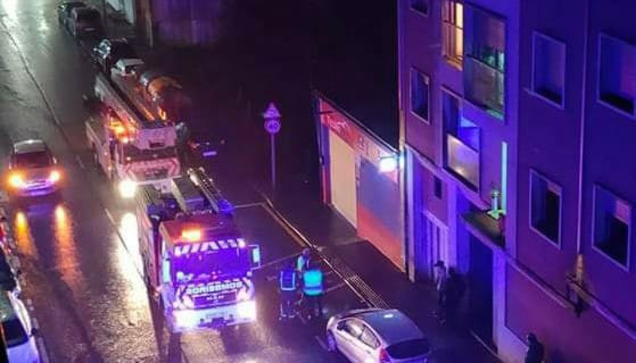 Evacuada al hospital una persona por inhalación de humo en un incendio ...